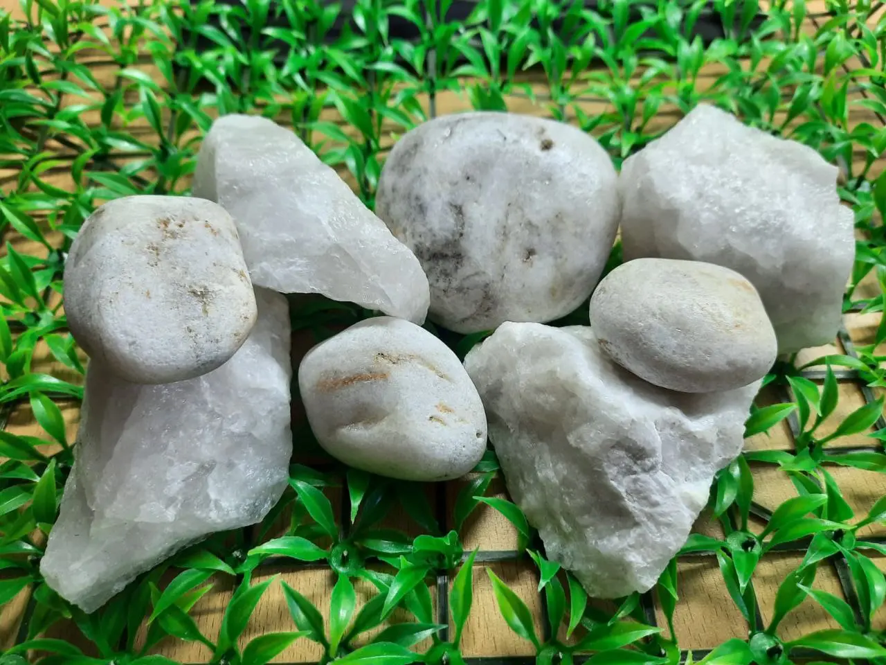 WiKi: Кварц белый