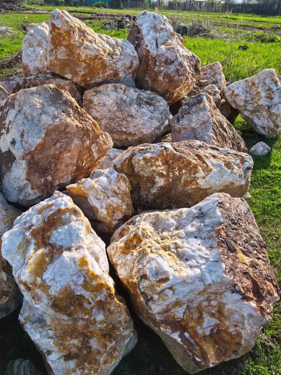 WiKi: Кварц белый