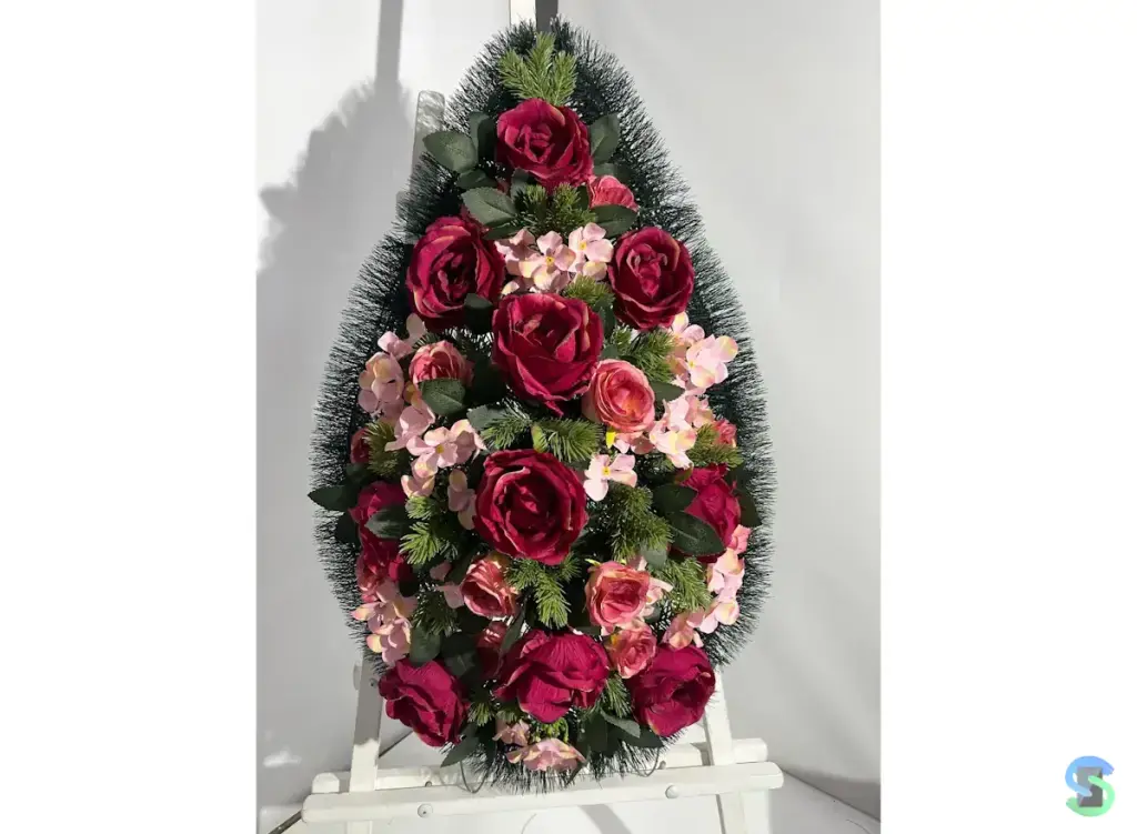 Венок ритуальный "Скарлет" 75см.